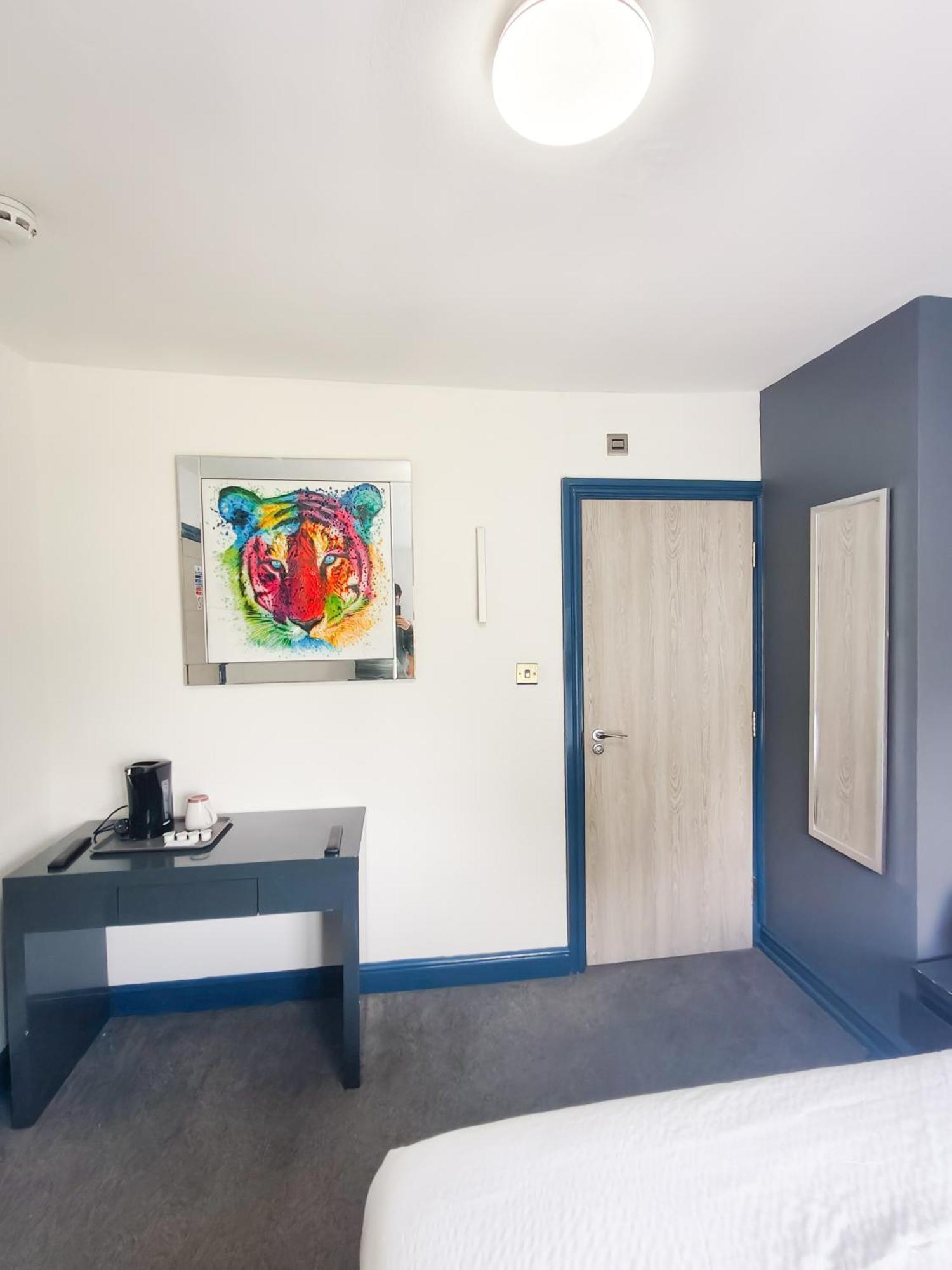 Park City Suites Hotel Manchester Dış mekan fotoğraf