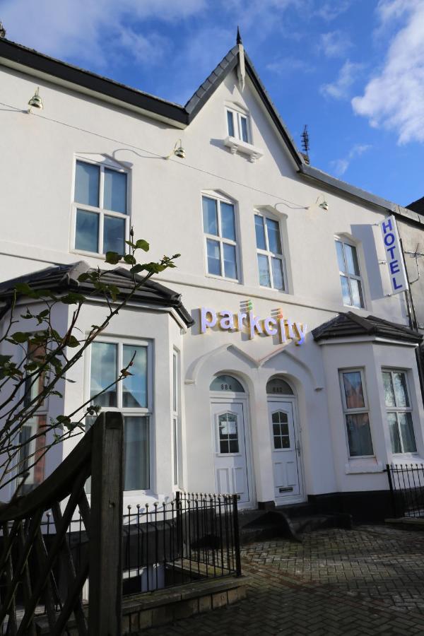 Park City Suites Hotel Manchester Dış mekan fotoğraf