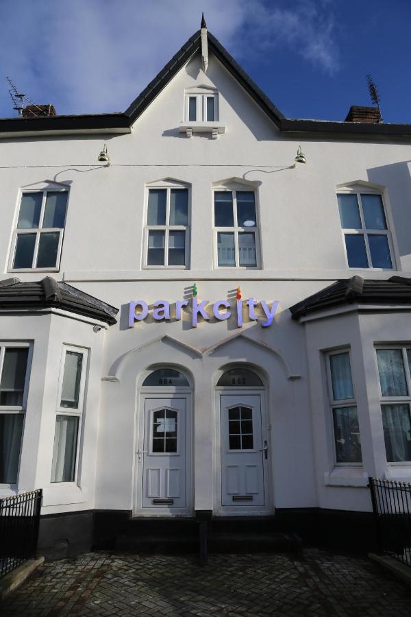 Park City Suites Hotel Manchester Dış mekan fotoğraf