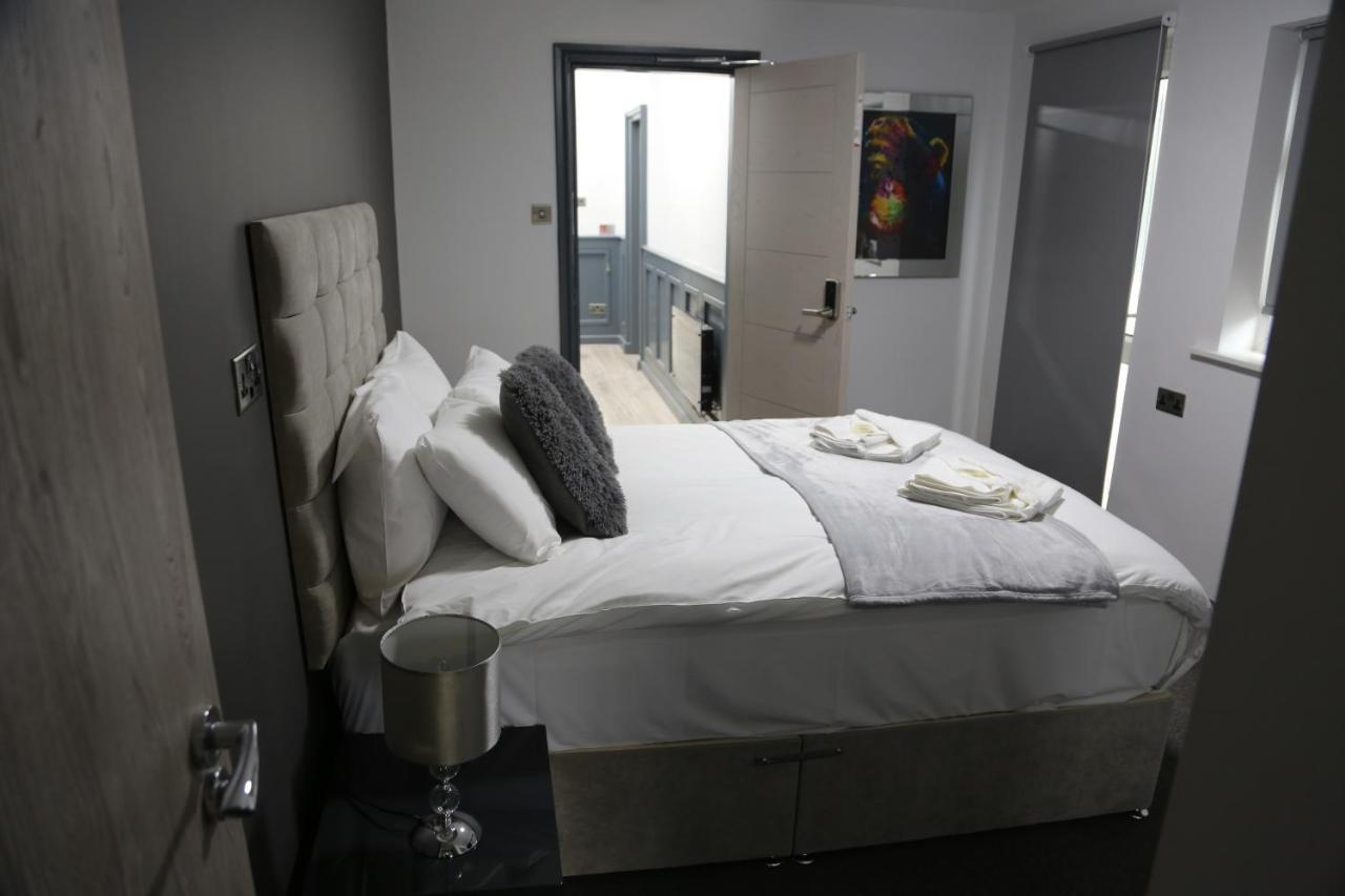 Park City Suites Hotel Manchester Dış mekan fotoğraf