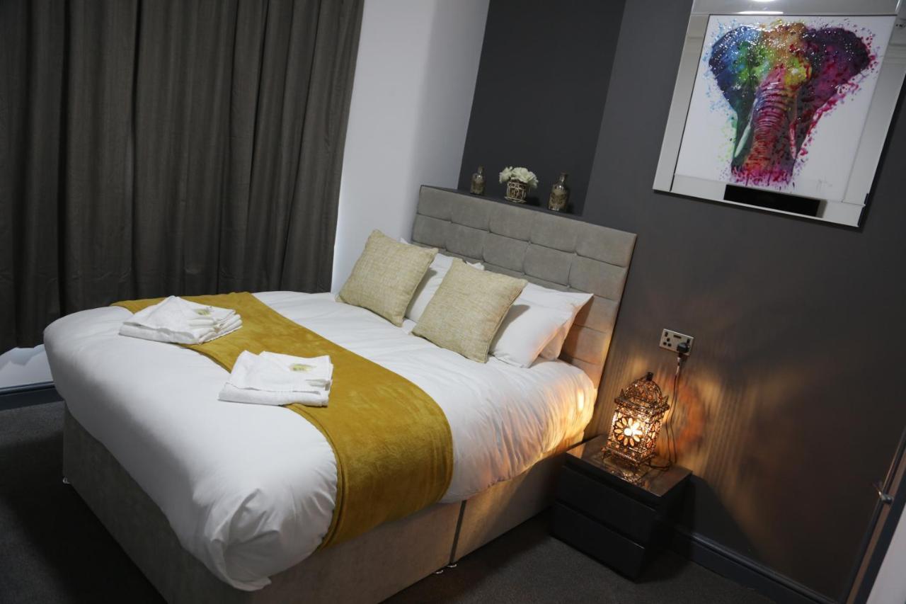 Park City Suites Hotel Manchester Dış mekan fotoğraf
