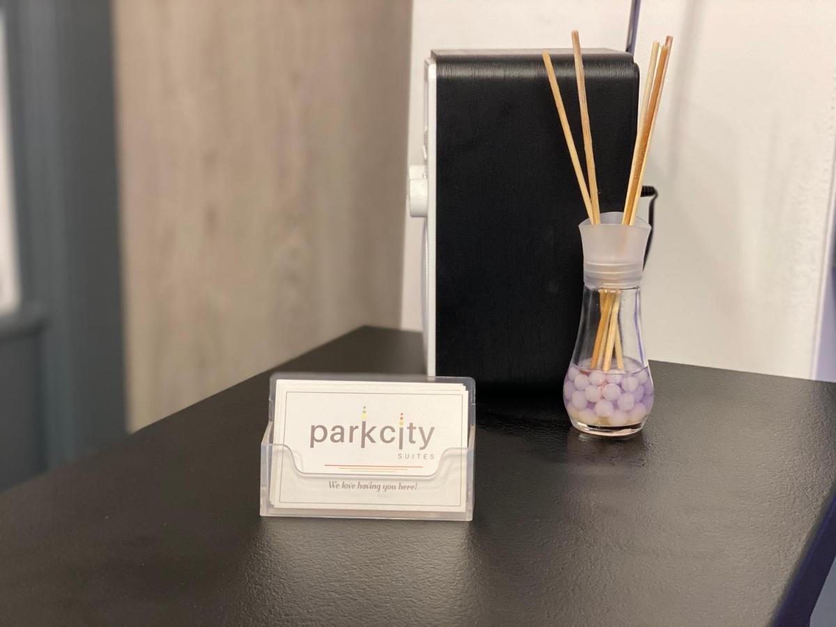 Park City Suites Hotel Manchester Dış mekan fotoğraf