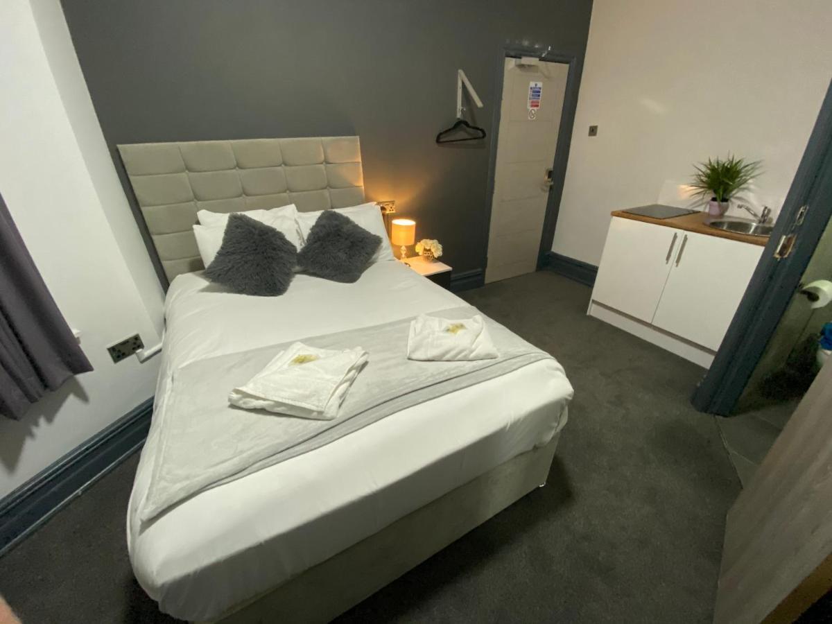 Park City Suites Hotel Manchester Dış mekan fotoğraf